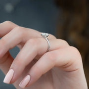  The Solitaire Kamellie Pear Lab Diamond Ring 18k White Gold 003