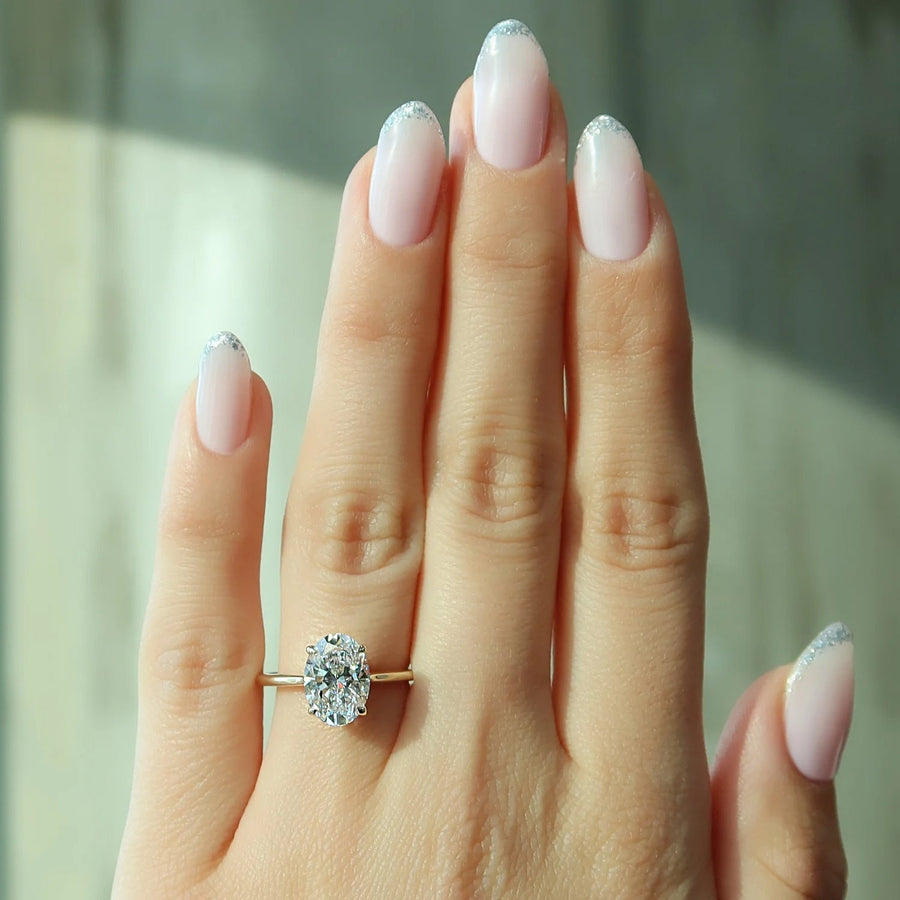  The Solitaire Lexie Oval Lab Diamond Ring 18k Yellow Gold 003
