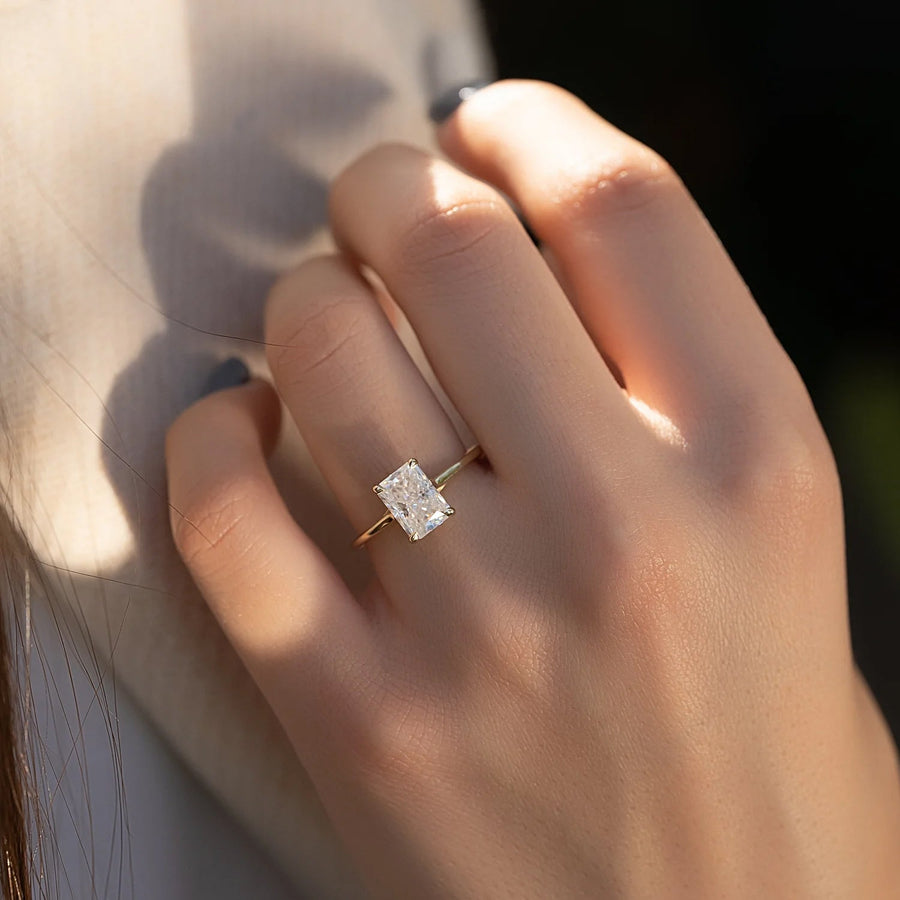  The Solitaire Lexie Radiant Lab Diamond Ring 14k Yellow Gold 003