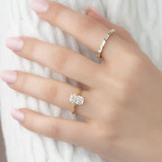  The Solitaire Lexie Radiant Lab Diamond Ring 18k Yellow Gold 004