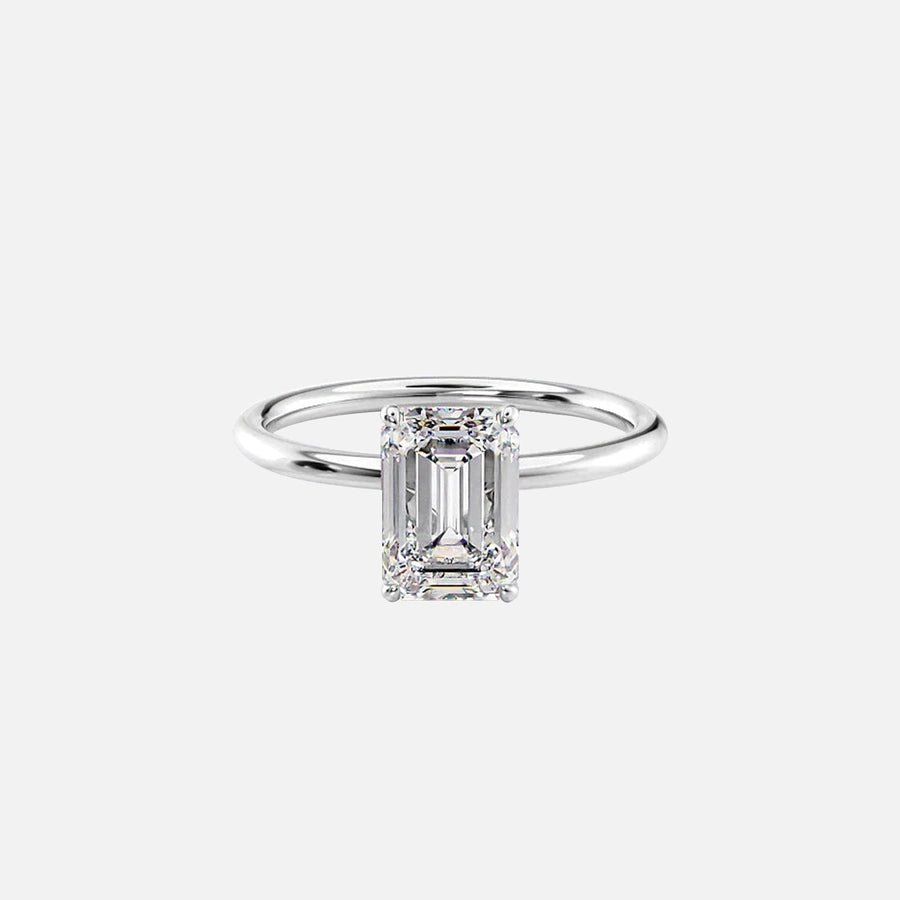  The Solitaire Lily Emerald Moissanite Ring 18k White Gold 001