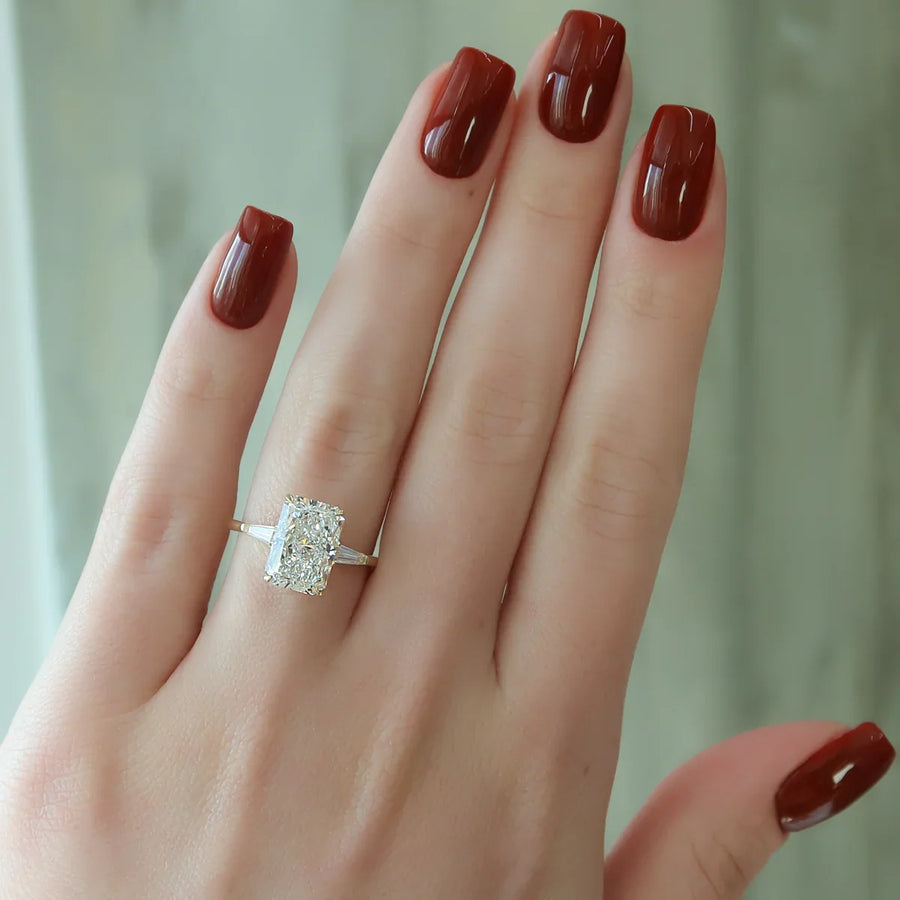  The Solitaire Liv Radiant Lab Diamond Ring 18k Yellow Gold 003