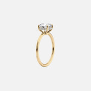  The Solitaire Low Profile Kamellie Emerald Lab Diamond Ring 18k Yellow Gold 002