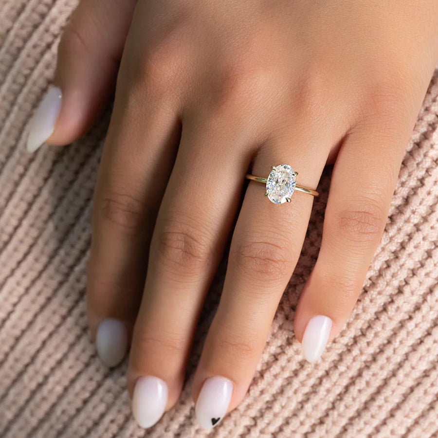  The Solitaire Low Profile Kamellie Oval Moissanite Ring 18k Yellow Gold 006 Final