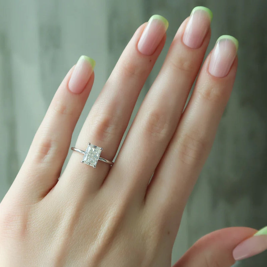  The Solitaire Low Profile Kamellie Radiant Lab Diamond Ring 14k White Gold 006 Final