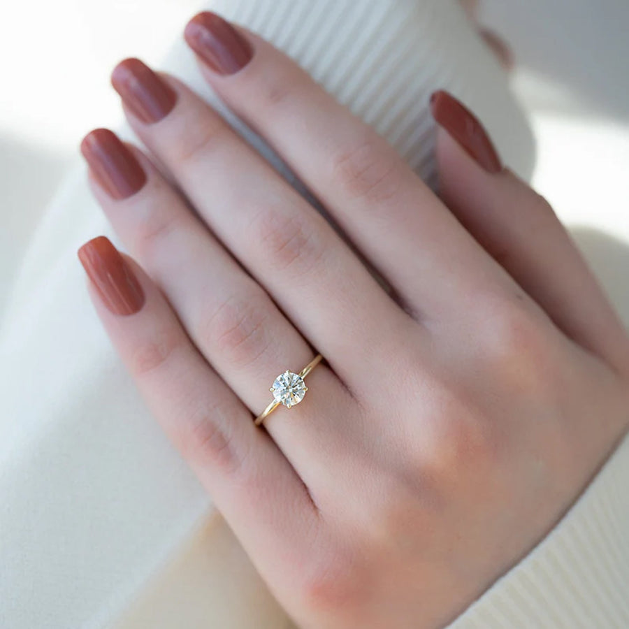  The Solitaire Low Profile Kamellie Round Moissanite Ring 18k Yellow Gold 004
