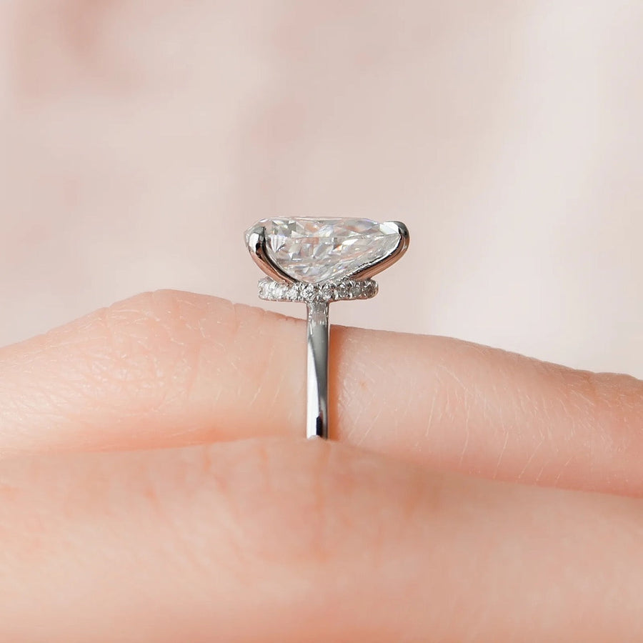  The Solitaire Nelly Pear Lab Diamond Ring 14k White Gold 004 Final