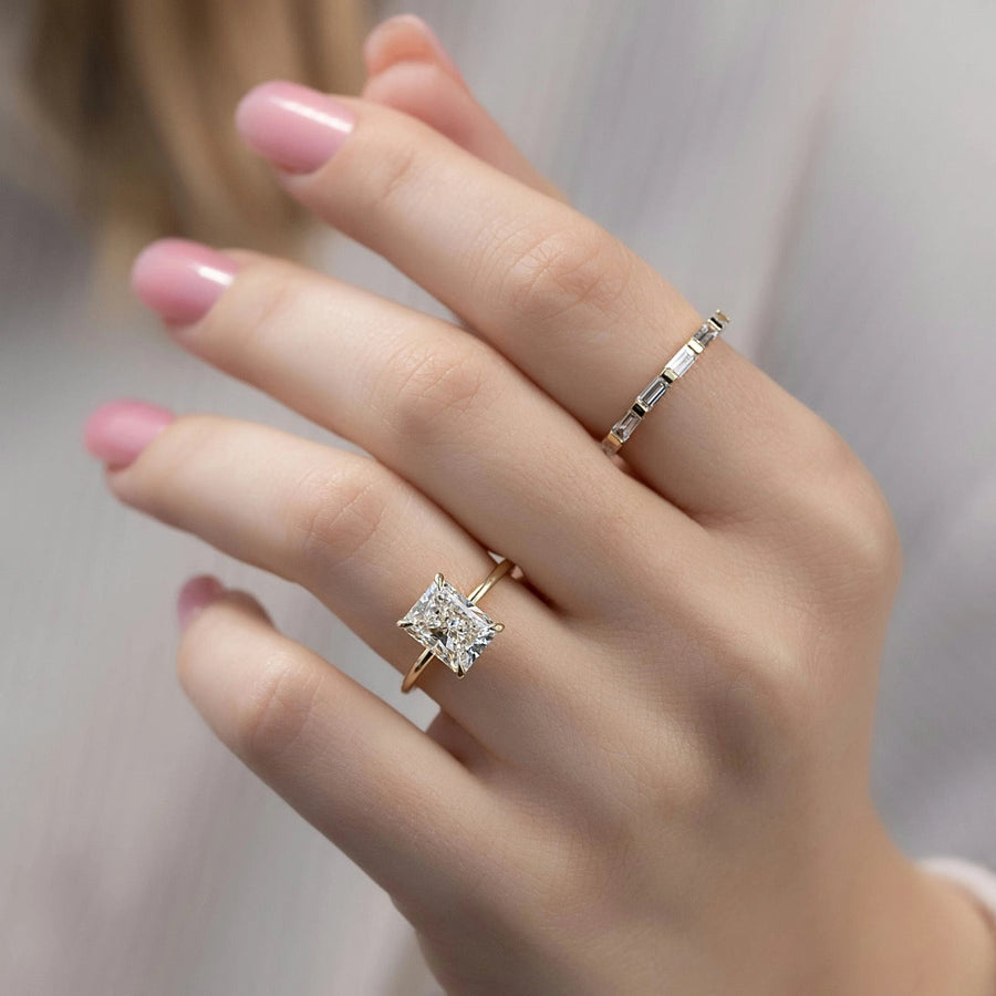  The Solitaire Sarah Radiant Lab Diamond Ring 18k Yellow Gold 003