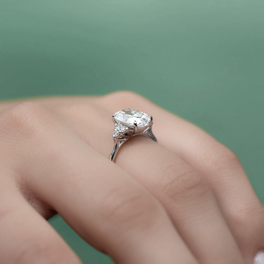  The Victoria Oval Lab Diamond Ring 14k White Gold 004 Final
