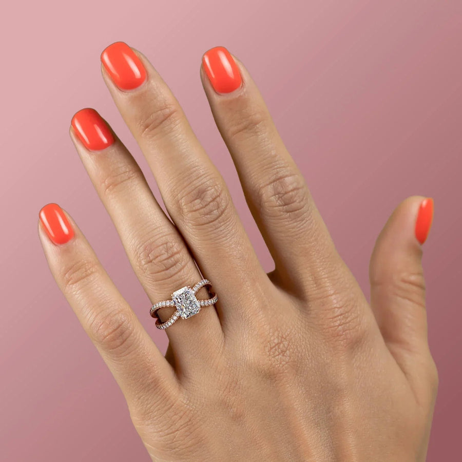  The Zoey Radiant Moissanite Ring 18k Rose Gold 004
