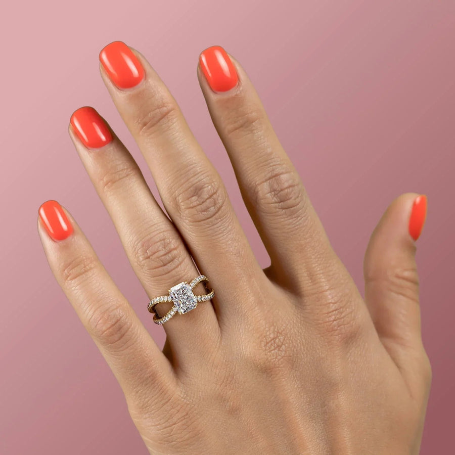  The Zoey Radiant Moissanite Ring 18k Yellow Gold 004
