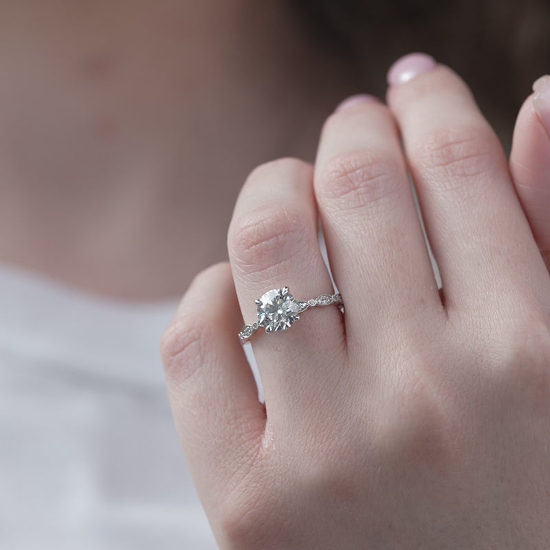 The Side Stone Zanessa Round Moissanite Ring_14k White Gold